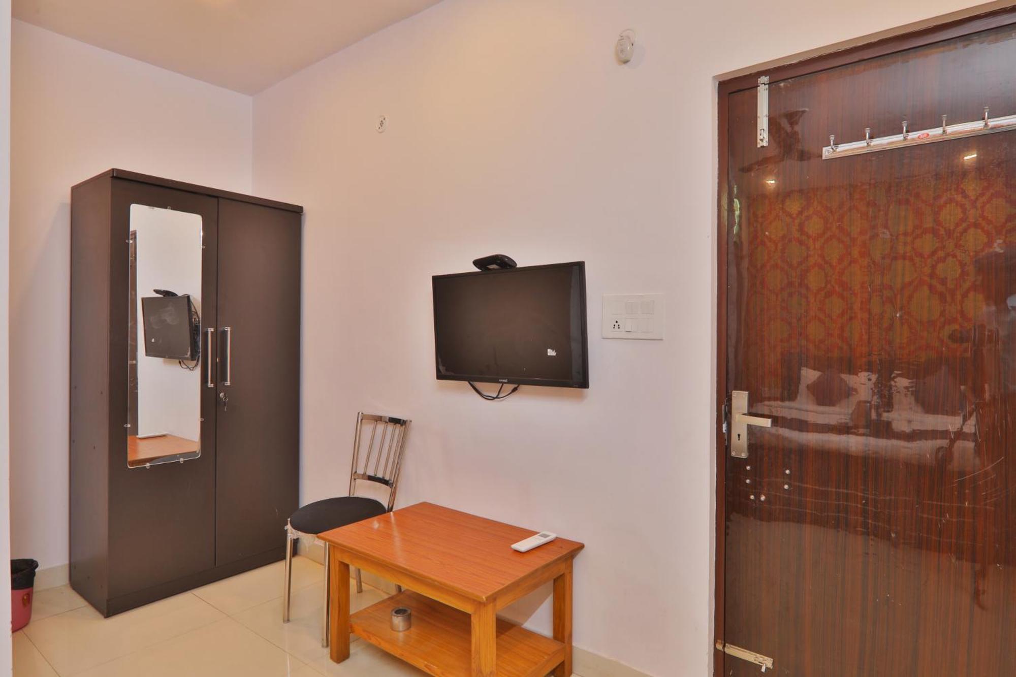 Divine Glory Hotel Лакхнау Екстер'єр фото